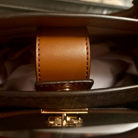 Michael Kors Hamilton Satchel - Picture 3 of 9